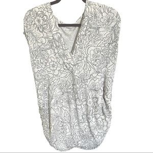 Motherhood Maternity V-neck Cap Sleeves Top Nursing White/Black Size L